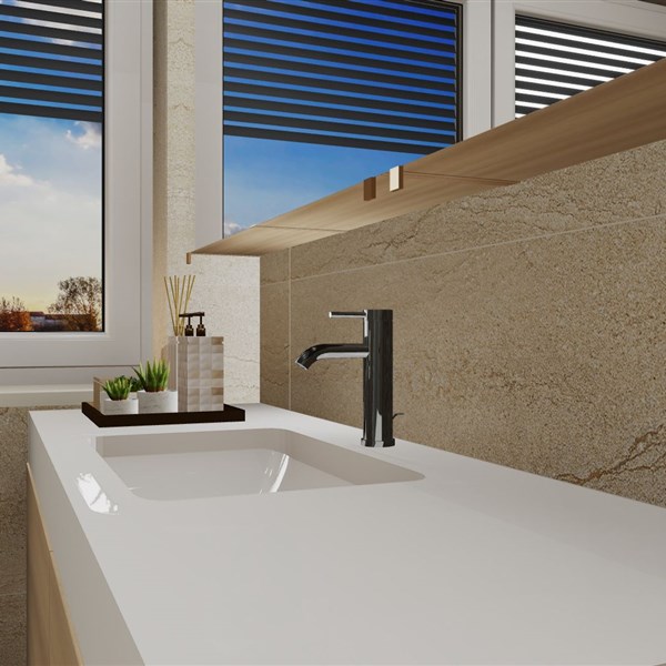 INGIRD`S MASTER BATHROOM